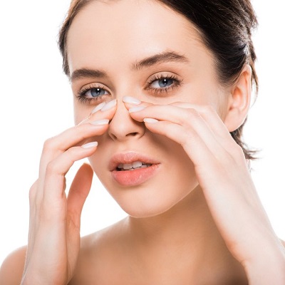 Is It Recommended to Clean the Nose During Rhinoplasty Recovery