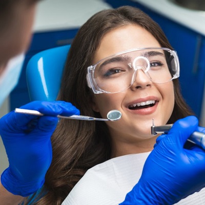Scaling For Confidence: Unveiling the Beauty of Healthy Teeth
