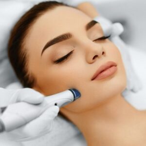 Which Is Better, Facial or Hydrafacial?